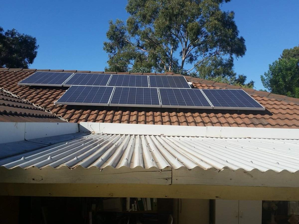 10 reasons why every farmhouse in Delhi/NCR should consider going solar?