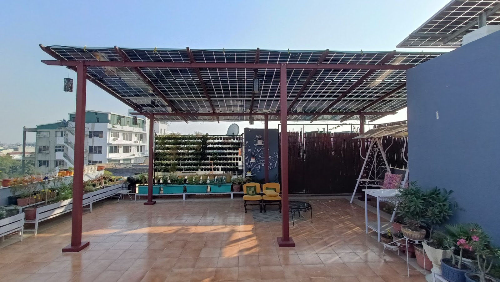 From Sun to Style: How Solar Panels Can Empower Sustainable Terrace Living